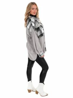 Cheap 🎉 Illa Illa Daydreaming Fleece Contrast Shacket 🤩 26 Illa Illa Daydreaming Fleece Contrast Shacket