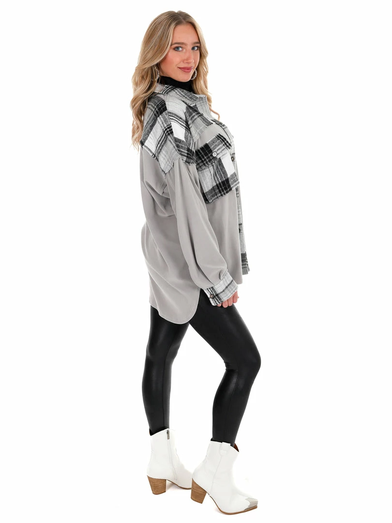 Cheap 🎉 Illa Illa Daydreaming Fleece Contrast Shacket 🤩 6 Illa Illa Daydreaming Fleece Contrast Shacket