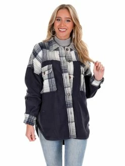 Cheap 🎉 Illa Illa Daydreaming Fleece Contrast Shacket 🤩 37 Illa Illa Daydreaming Fleece Contrast Shacket