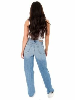 Dynamic Hard To See Cropped Muscle Tank Tops