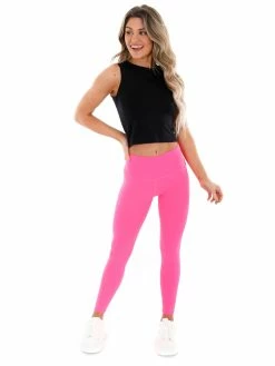 Dynamic Hard To See Cropped Muscle Tank Tops