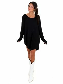 Umgee Pictures Of You Asymmetrical Top Tops