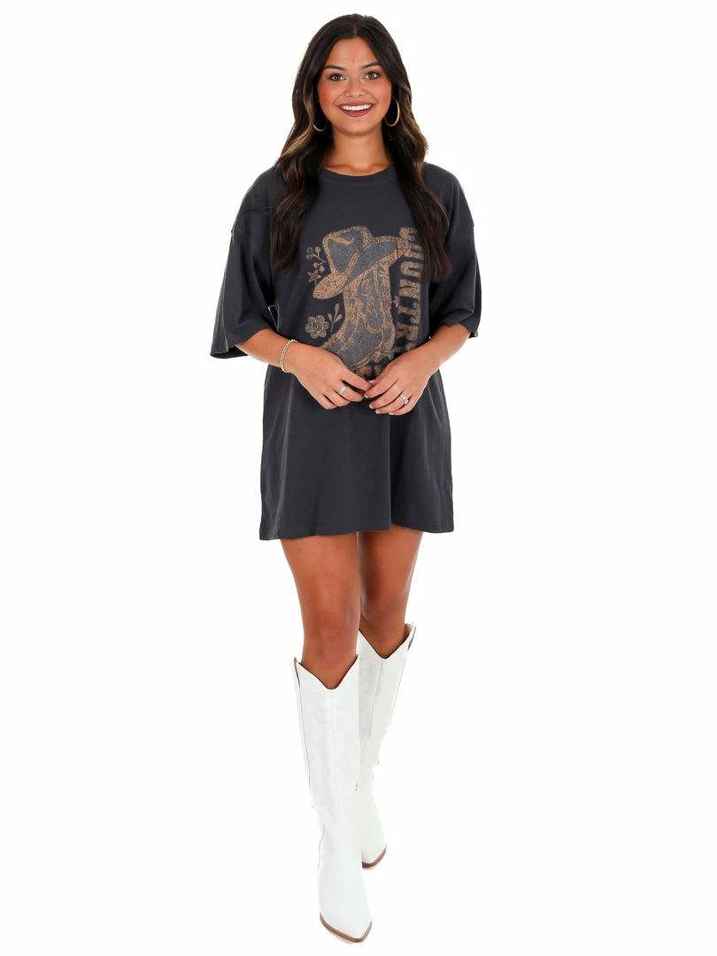 Brand new 🛒 Apparel-Curvy Girl Curvy Country Music Graphic Tee 😀 4 Apparel-Curvy Girl Curvy Country Music Graphic Tee