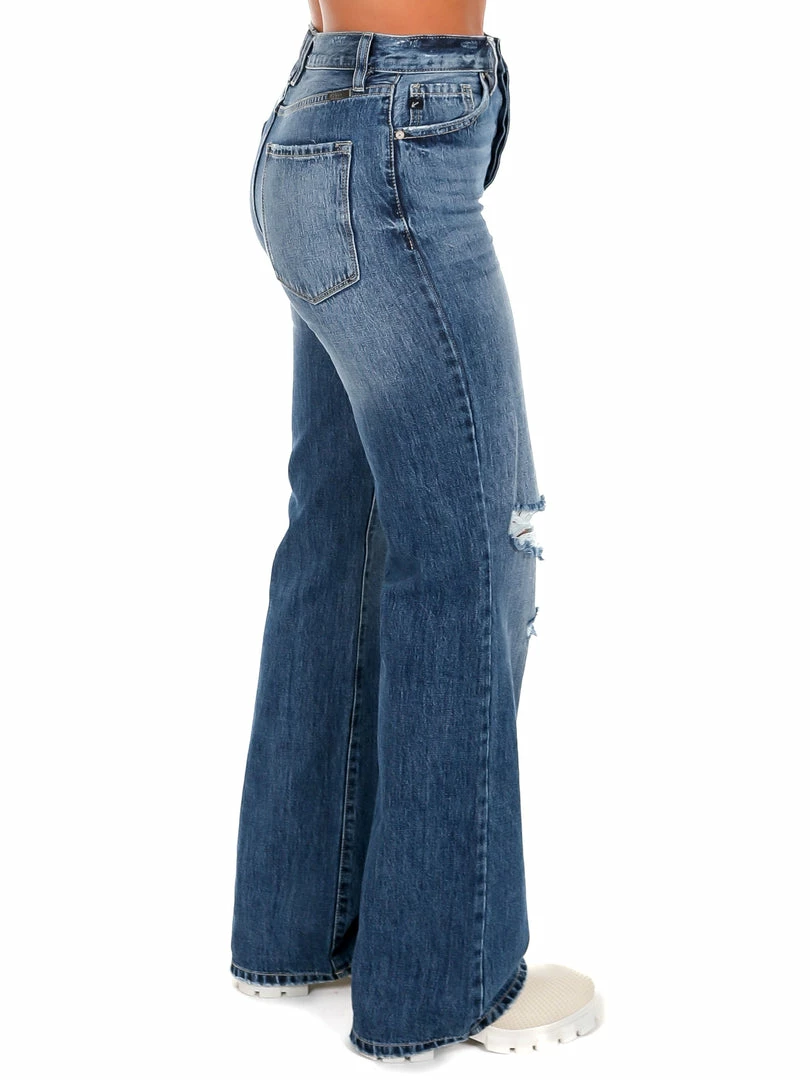 Budget ❤️ Kancan Ultra High Rise Distressed 90s Flare 🤩 2 Kancan Ultra High Rise Distressed 90s Flare