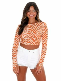 Discount ๐ฏ Pretty Garbage Strong Side Print Crop Top โญ 10 Pretty Garbage Strong Side Print Crop Top