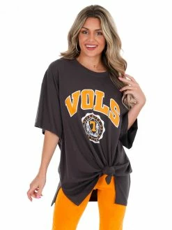 Pressbox Oversized Tee Collection Tennessee Black Winnie Oversized Tee