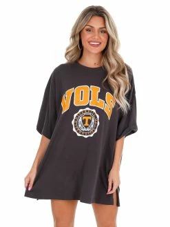 Pressbox Oversized Tee Collection Tennessee Black Winnie Oversized Tee