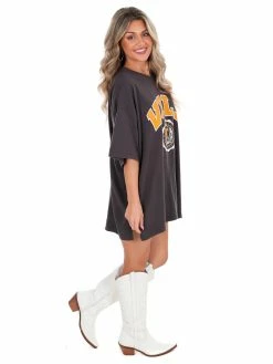 Pressbox Oversized Tee Collection Tennessee Black Winnie Oversized Tee